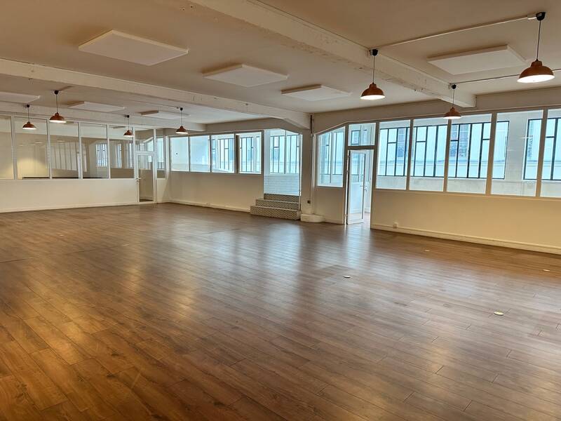 trouvez un artisan sp&eacute;cialis&eacute; en am&eacute;nagement int&eacute;rieur &agrave; paris 75013 : r&eacute;novation, d&eacute;coration, travaux sur mesure pour votre appartement ou maison. devis rapide et conseils personnalis&eacute;s.