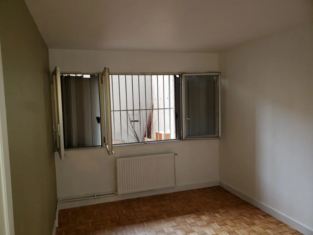 d&eacute;couvrez un artisan sp&eacute;cialis&eacute; en r&eacute;novation &agrave; paris 75013. profitez de services de qualit&eacute; pour vos travaux de r&eacute;novation int&eacute;rieure et ext&eacute;rieure, r&eacute;alis&eacute;s par un professionnel exp&eacute;riment&eacute; et fiable.