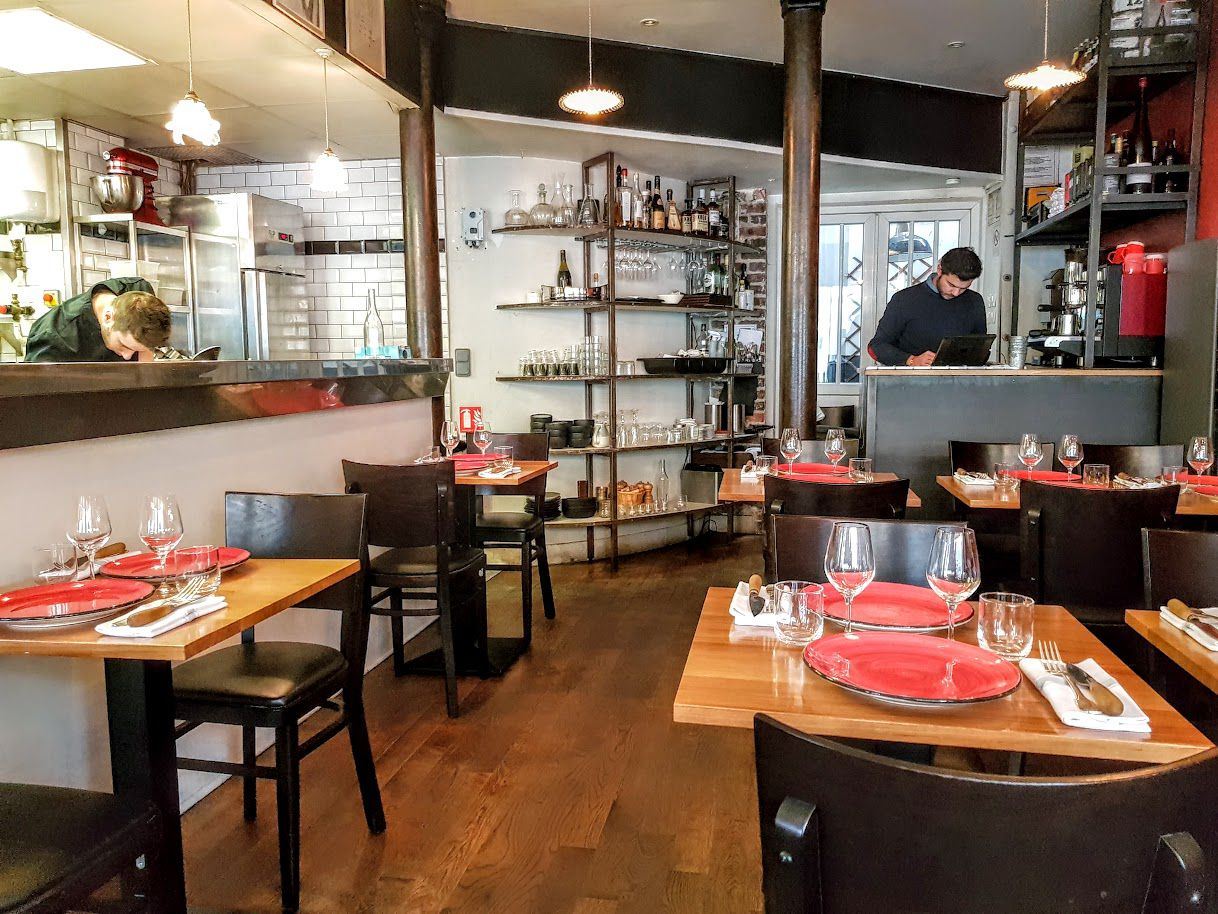 d&eacute;couvrez les meilleures adresses de cuisine &agrave; paris 13 : restaurants, bistrots et lieux gourmands pour savourer toutes les sp&eacute;cialit&eacute;s du 13&egrave;me arrondissement de paris.