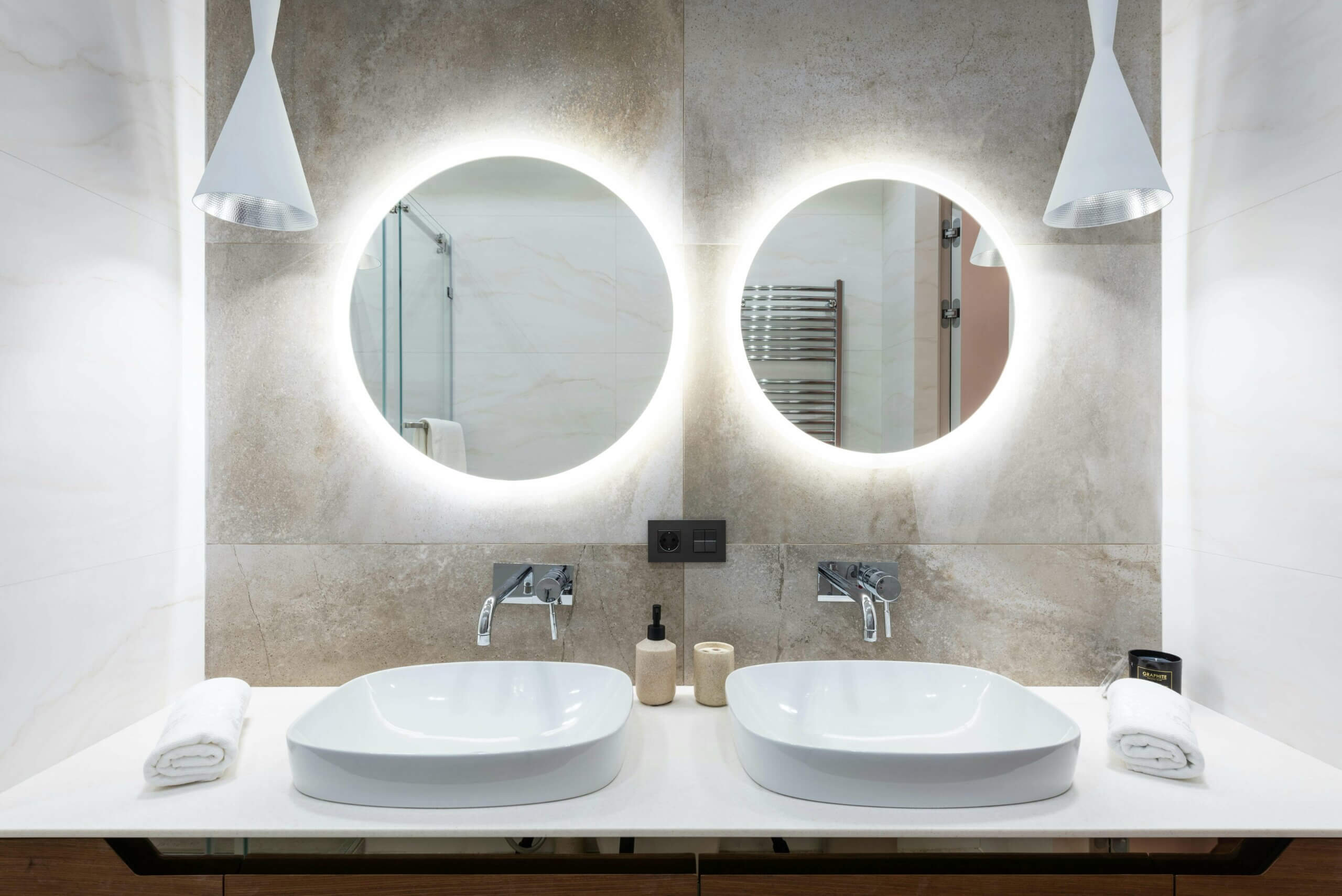 Devis travaux salle de bain moderne Paris 13ème obtenez rapidement un devis personnalisé pour la rénovation ou l’aménagement de votre salle de bain à paris 13. solutions sur-mesure, conseils d’experts et tarifs compétitifs.