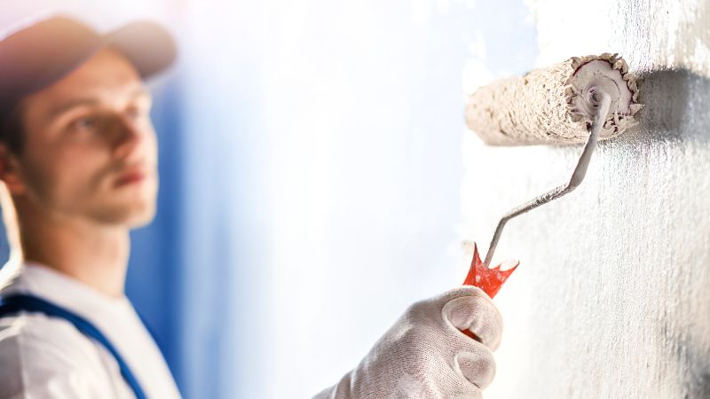 d&eacute;couvrez les prix de la peinture selon les types, marques et usages. comparez les tarifs pour trouver la peinture id&eacute;ale adapt&eacute;e &agrave; votre budget et &agrave; vos besoins en r&eacute;novation ou d&eacute;coration.