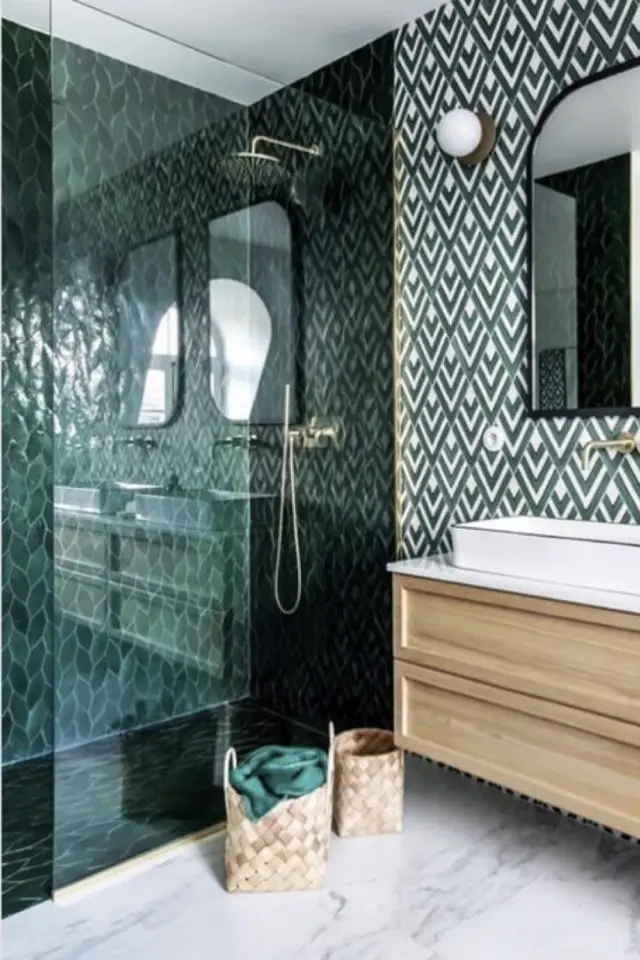 Comment relooker une salle de bain à moindre coût à Paris 13ème envie de moderniser votre salle de bain à petit prix à paris 13 ? découvrez nos solutions économiques de relooking pour une salle de bain tendance sans vous ruiner. devis rapide et prestations sur-mesure !
