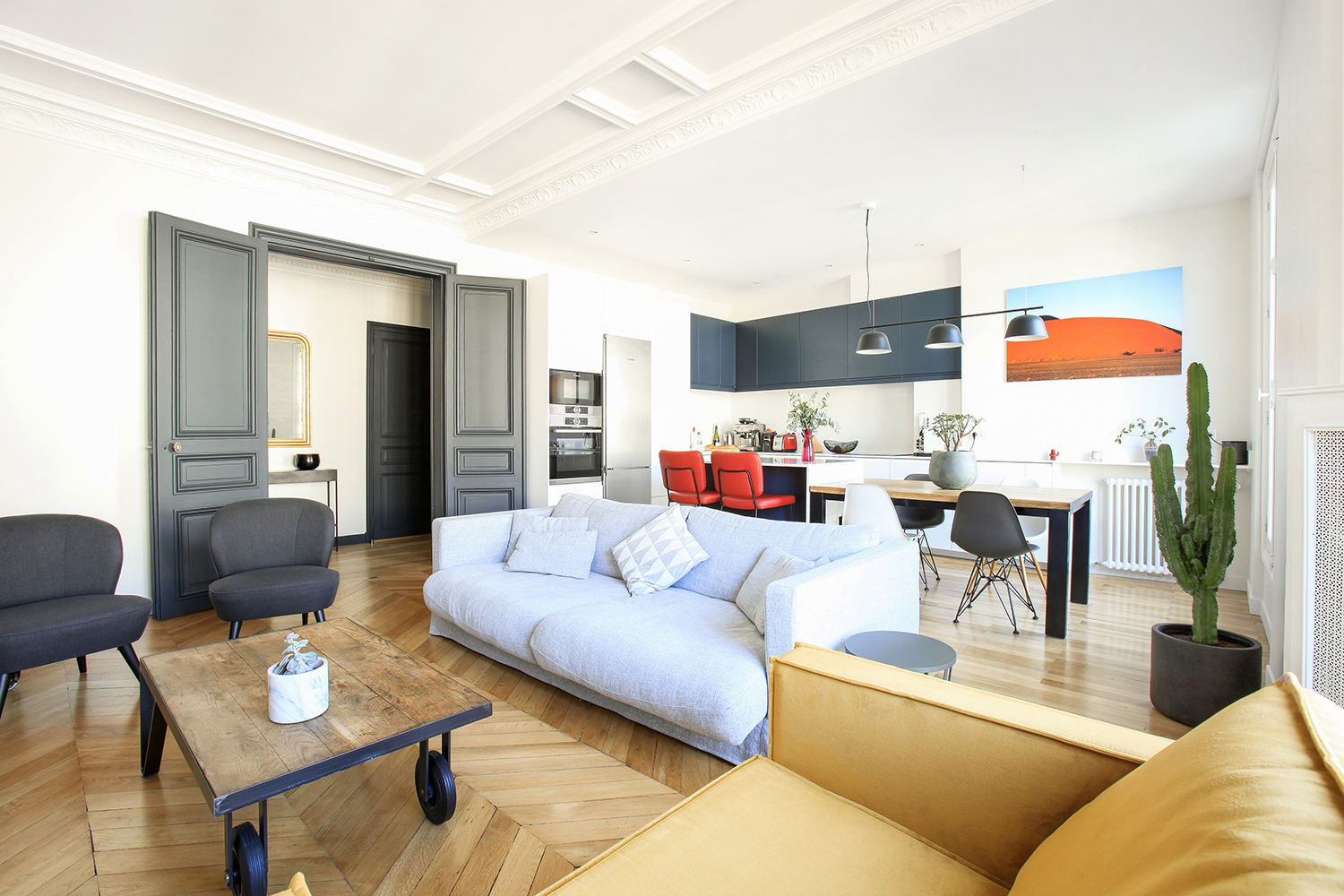 découvrez nos services de rénovation d'appartements à paris : conception sur mesure, travaux de qualité et accompagnement personnalisé pour transformer votre espace selon vos envies.