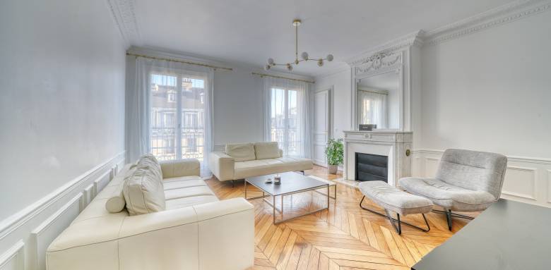 rénovation d'appartement paris confiez la rénovation de votre appartement à paris à des experts qualifiés. conseils personnalisés, devis gratuit et transformation sur-mesure pour valoriser votre bien.