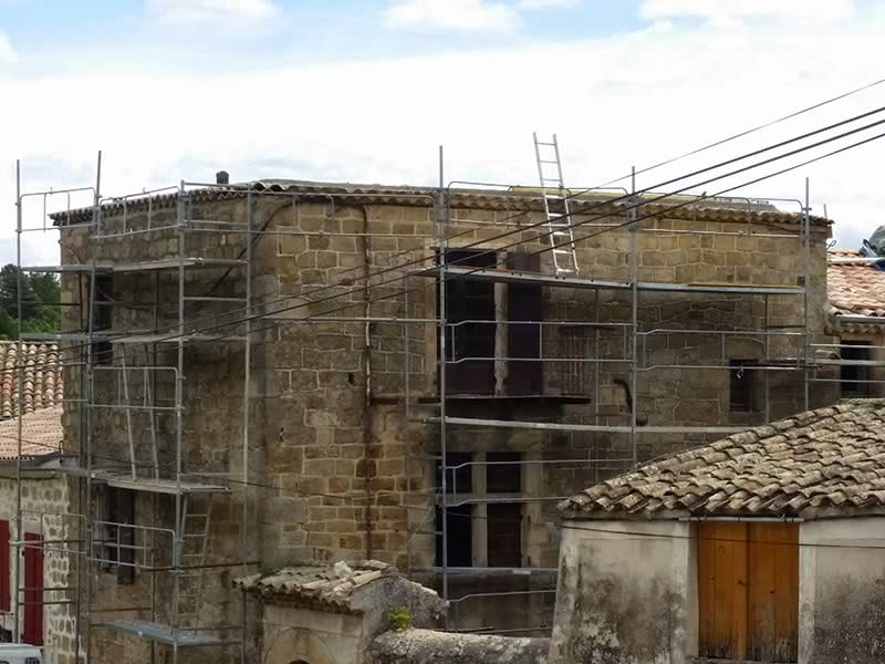 building renovation company découvrez nos solutions complètes de rénovation de bâtiments : amélioration énergétique, modernisation, réhabilitation et valorisation de vos espaces résidentiels ou professionnels.