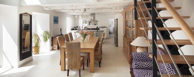 d&eacute;couvrez nos conseils et solutions pour la r&eacute;novation int&eacute;rieure : id&eacute;es d&eacute;co, choix des mat&eacute;riaux et astuces pour transformer votre int&eacute;rieur selon vos envies.