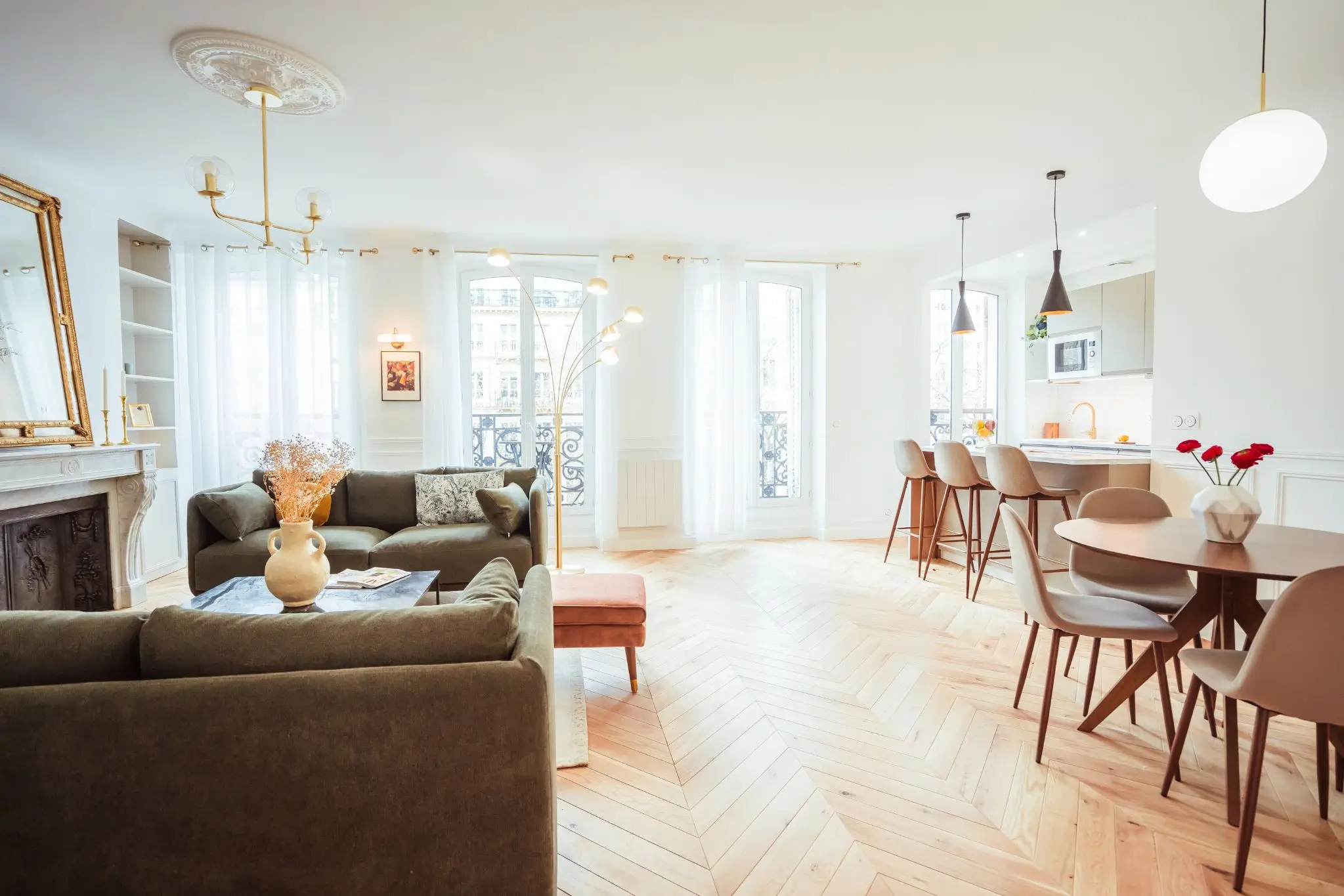 confiez la r&eacute;novation de votre maison &agrave; paris en 2025 &agrave; des experts ! conseils, tendances, et accompagnement sur-mesure pour transformer votre habitat selon vos envies.