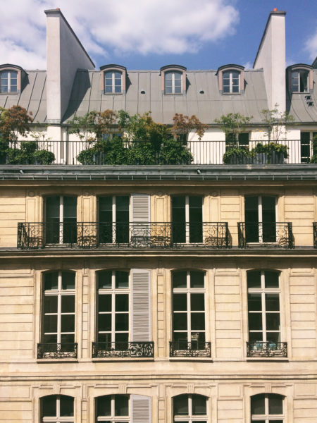 confiez votre projet de rénovation à paris à des experts ! rénovation d'appartements, de maisons ou de locaux professionnels, devis gratuit et accompagnement personnalisé. redonnez vie à votre intérieur avec notre équipe qualifiée.