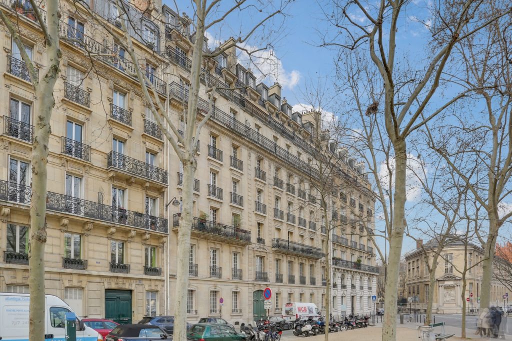 travaux renovation paris confiez votre rénovation à paris à des experts : appartements, maisons, bureaux. devis gratuit, accompagnement personnalisé et réalisations sur-mesure pour sublimer votre intérieur.
