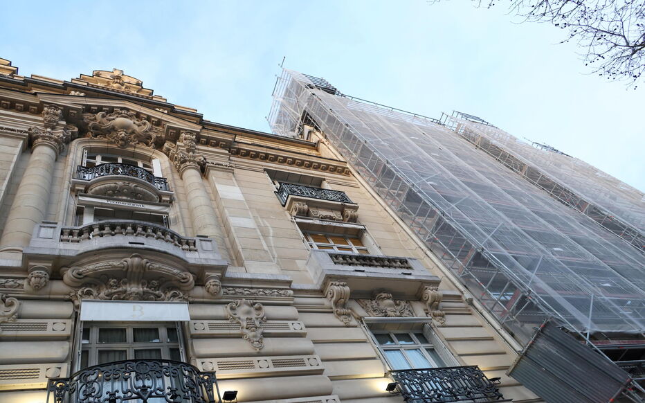 confiez vos travaux de rénovation à paris à des professionnels expérimentés. embellissez votre intérieur ou votre extérieur grâce à des solutions sur-mesure, rapides et fiables. devis gratuit, conseils personnalisés.