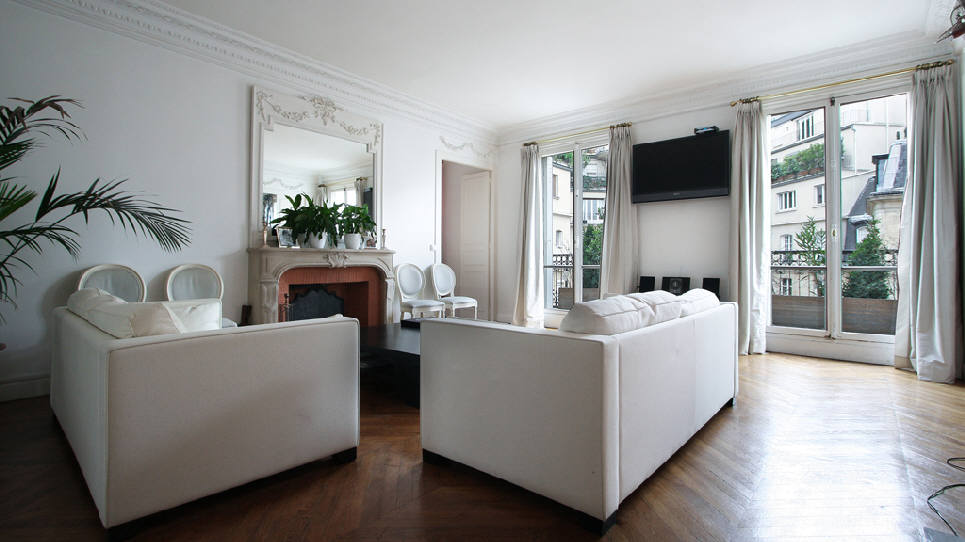 confiez votre projet de r&eacute;novation &agrave; paris &agrave; des experts. devis gratuit, travaux soign&eacute;s pour appartements, maisons et locaux professionnels. r&eacute;alisez la r&eacute;novation de vos r&ecirc;ves avec notre &eacute;quipe sp&eacute;cialis&eacute;e &agrave; paris !