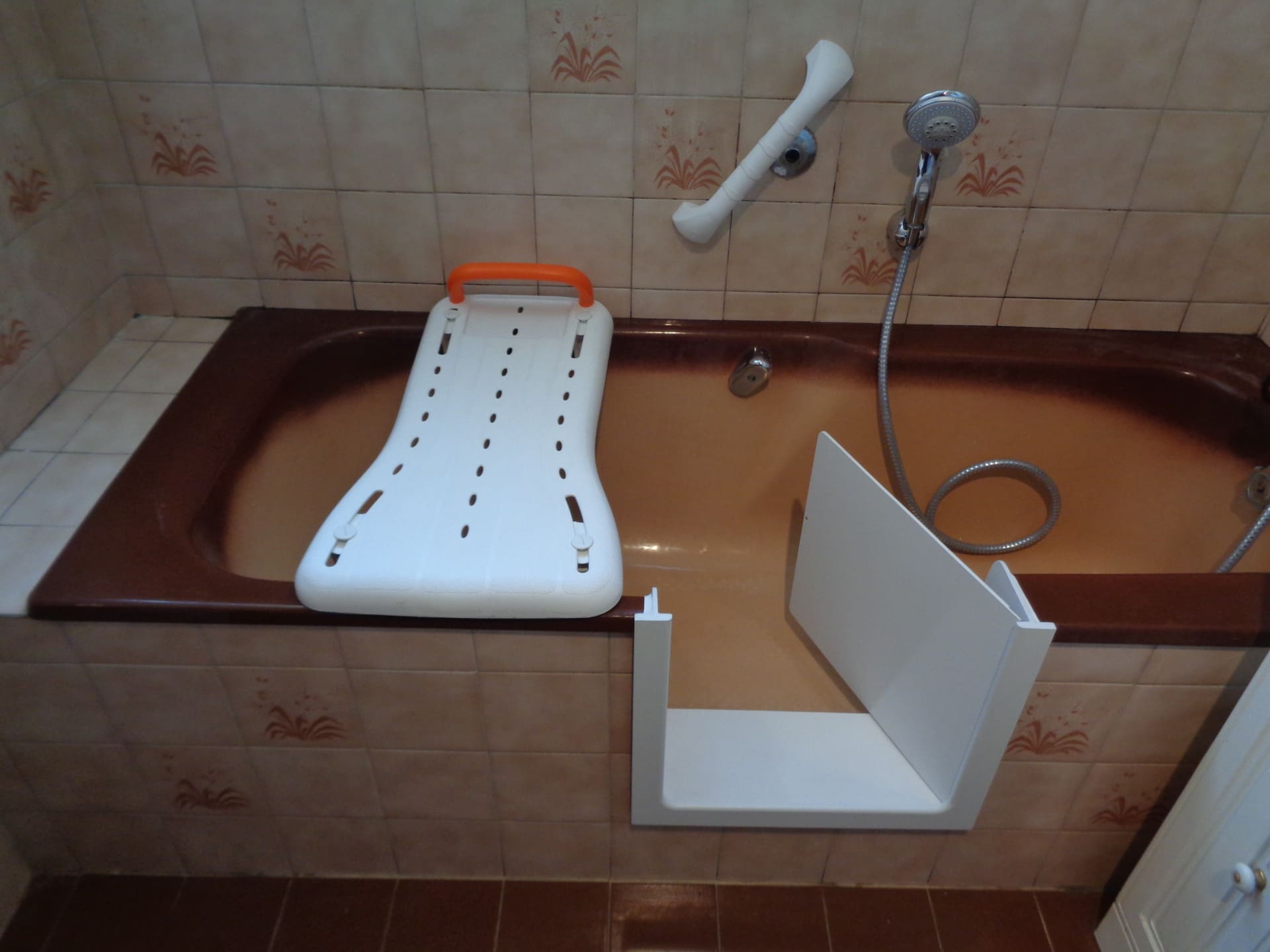 d&eacute;couvrez toutes les aides disponibles pour la r&eacute;novation de salle de bain &agrave; paris 13 : subventions, conseils pratiques et accompagnement pour r&eacute;ussir vos travaux tout en ma&icirc;trisant votre budget.