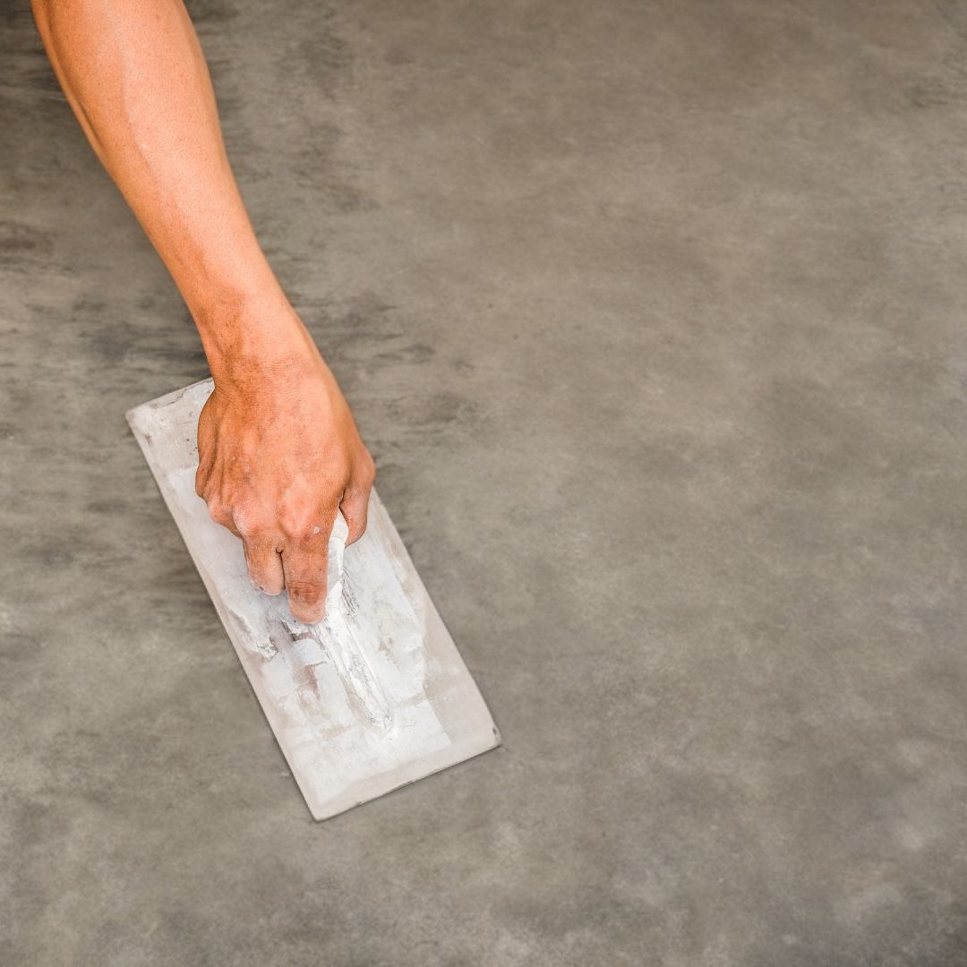 d&eacute;couvrez tout sur le b&eacute;ton cir&eacute; : ses avantages, son application, les id&eacute;es d&eacute;co et conseils pour r&eacute;ussir votre projet de r&eacute;novation ou d&rsquo;am&eacute;nagement int&eacute;rieur et ext&eacute;rieur.