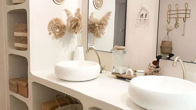 d&eacute;couvrez les meilleures id&eacute;es et inspirations pour la d&eacute;co de salle de bain : tendances, astuces pratiques et conseils pour transformer facilement votre espace en une pi&egrave;ce &eacute;l&eacute;gante et fonctionnelle.