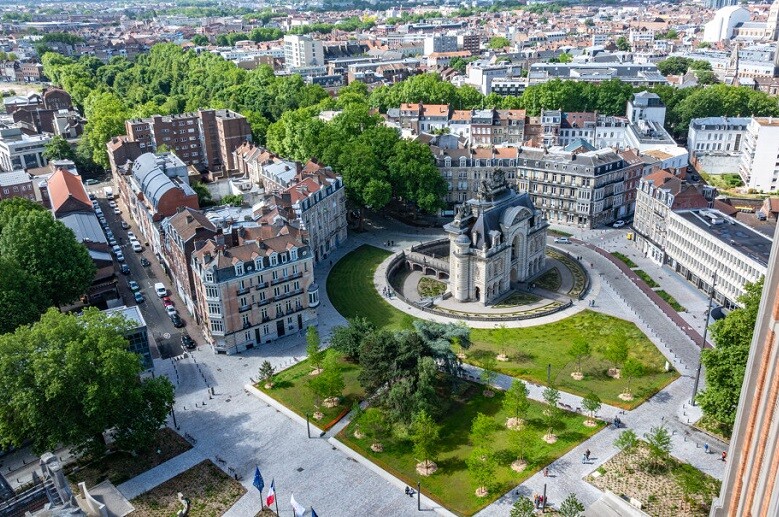 obtenez votre devis r&eacute;novation paris 2025 en quelques clics ! comparez gratuitement les prix, trouvez les meilleurs artisans et lancez vos travaux. rapide, fiable et sans engagement.