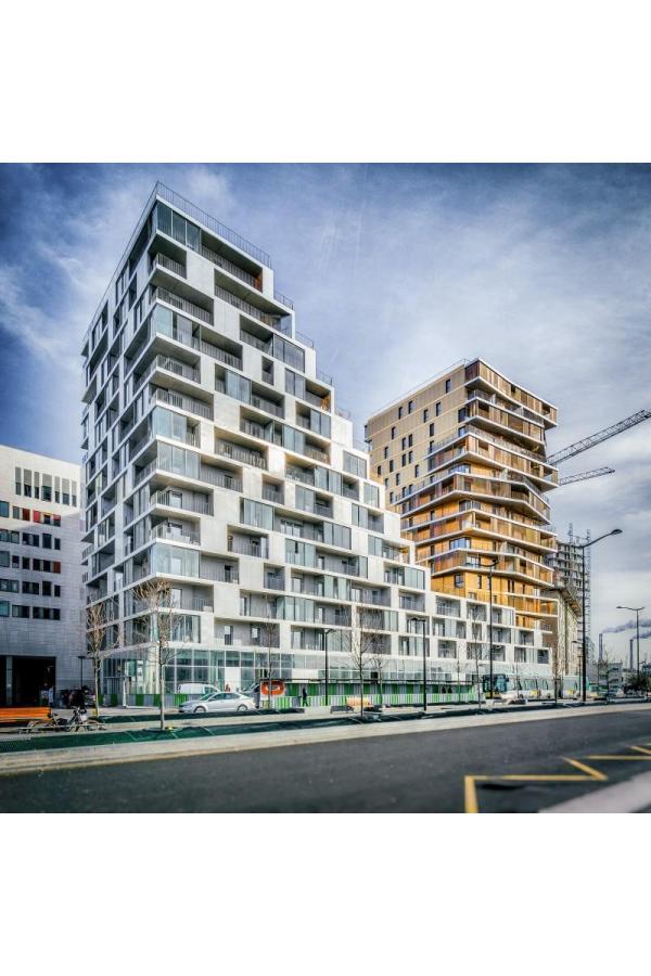 d&eacute;couvrez nos solutions de modernisation de logement &agrave; paris 13 : r&eacute;novation int&eacute;rieure, mise aux normes, optimisation &eacute;nerg&eacute;tique et valorisation de votre bien. profitez d&rsquo;un accompagnement sur mesure pour am&eacute;liorer confort et performance de votre habitation.