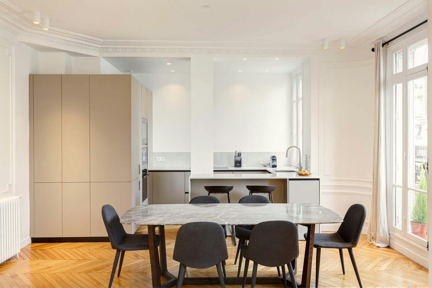 Astuces pour négocier les prix de rénovation à Paris 13 obtenez les meilleurs prix pour vos travaux avec un expert en négociation rénovation à paris 13. conseils personnalisés et accompagnement sur-mesure pour réussir votre projet.