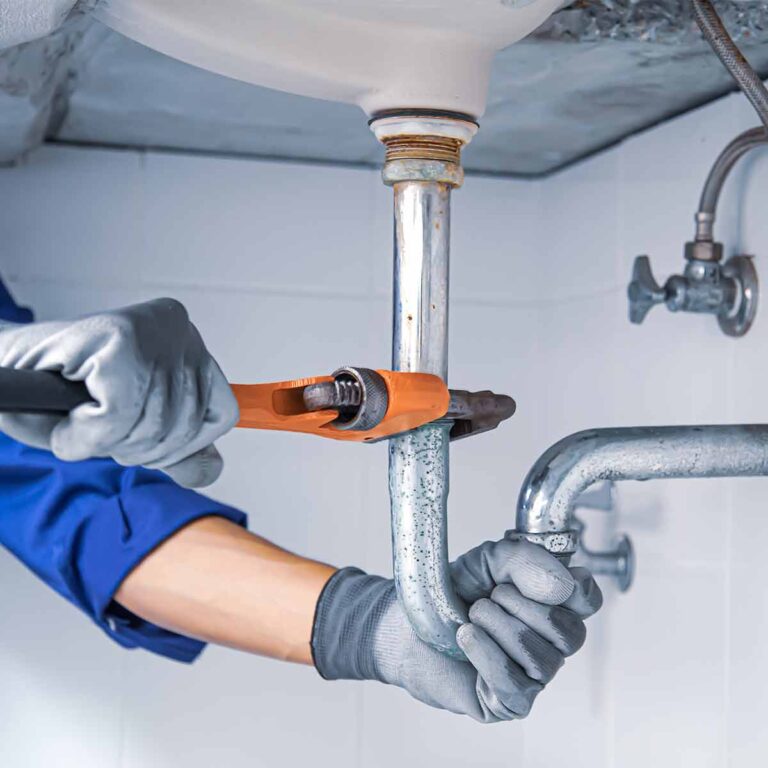 besoin d&rsquo;un plombier professionnel en urgence ? intervention rapide 24h/24 et 7j/7 pour tous d&eacute;pannages, fuites ou installations. devis gratuit et service fiable.