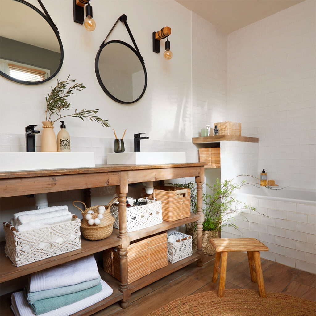 découvrez nos conseils et astuces pour optimiser le rangement et réussir la rénovation de votre salle de bain. gagnez de l'espace et profitez d'une pièce fonctionnelle et moderne !