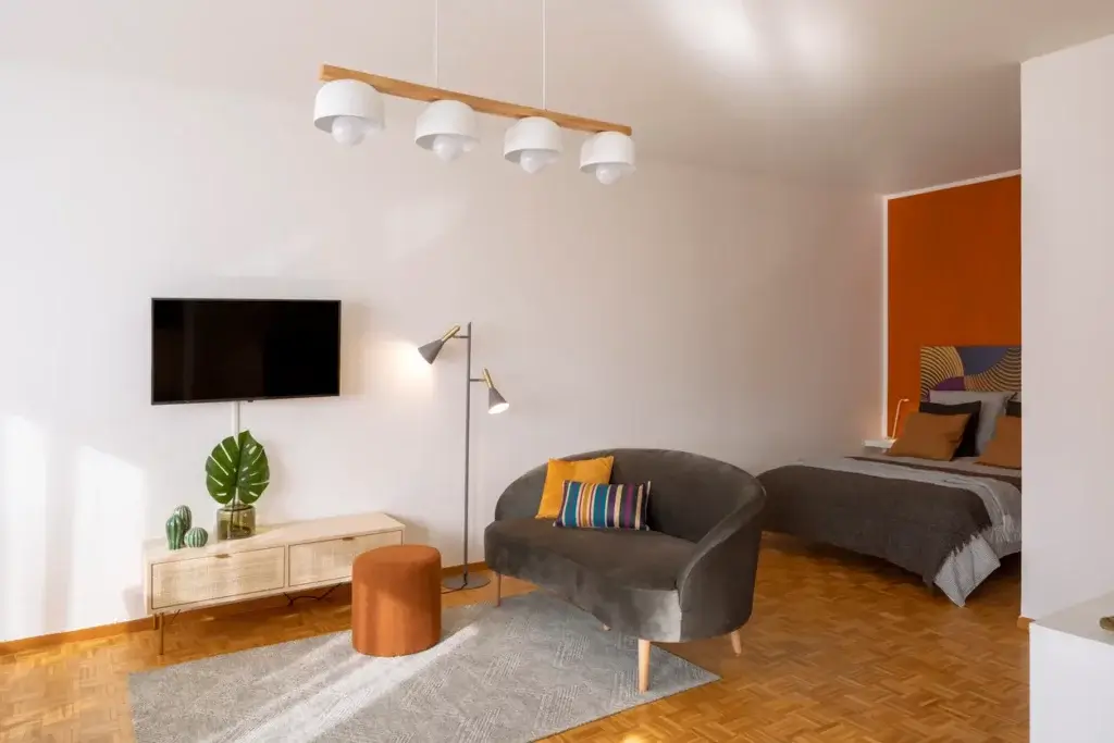 vous cherchez &agrave; r&eacute;nover un appartement &agrave; paris 75009 ? d&eacute;couvrez nos services sur mesure pour moderniser, optimiser et valoriser votre bien dans le 9e arrondissement. experts en r&eacute;novation tous corps d