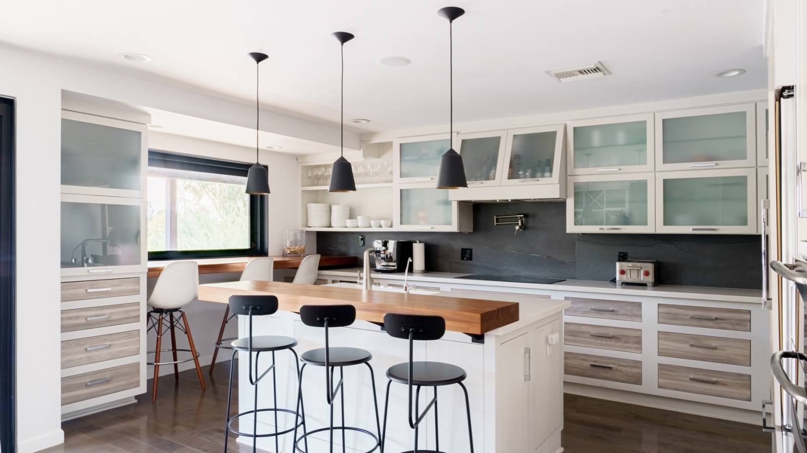 Planification de la rénovation cuisine à Paris 13 : étapes clés confiez la rénovation de votre cuisine à paris 13 à des experts. aménagement sur mesure, matériaux de qualité et conseils personnalisés pour créer la cuisine de vos rêves.