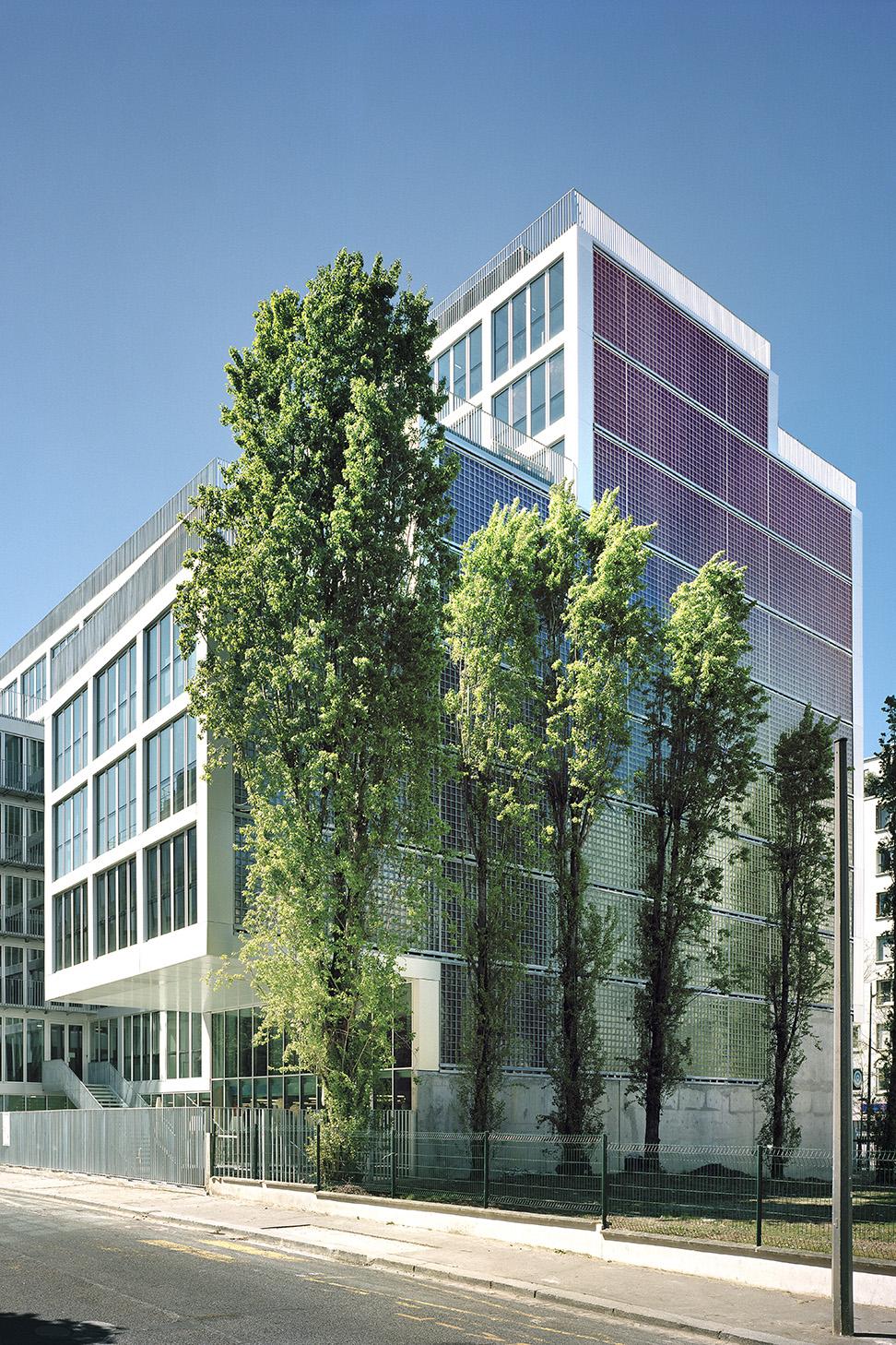 transformez votre espace avec notre service de rénovation de luxe à paris 13. profitez d’un savoir-faire haut de gamme pour sublimer votre intérieur, matériaux nobles et finitions élégantes assurés.