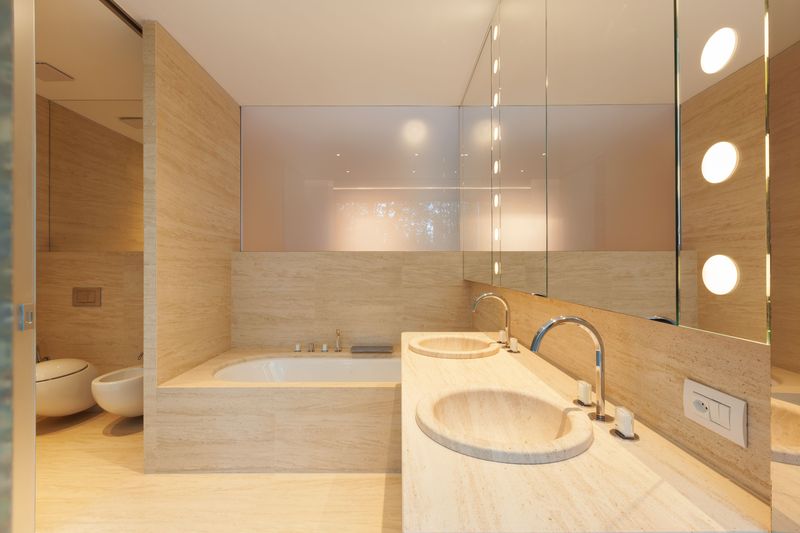 Toilettes, salle de bains, cuisine : rénovation à Paris 13 par artisan spécialiste de la rénovation de toilettes, salle de bains et cuisine à paris 13. solutions sur mesure, devis gratuit et travaux de qualité pour moderniser votre intérieur.