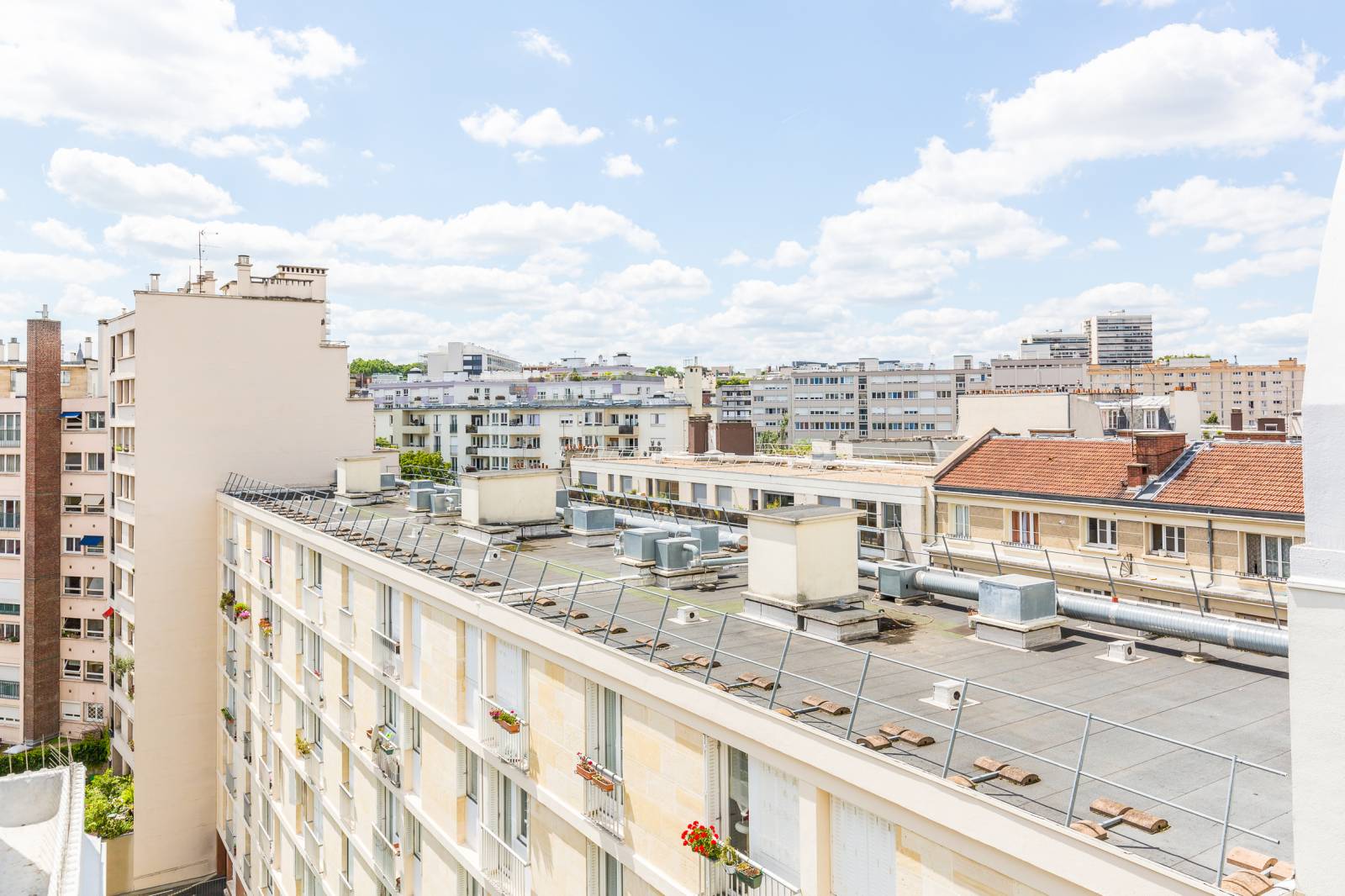 Rénover un duplex à Paris 13 : démarches et conseils vous souhaitez rénover un duplex à paris 13 ? découvrez nos conseils, astuces et solutions sur mesure pour transformer et optimiser votre espace tout en respectant votre budget.
