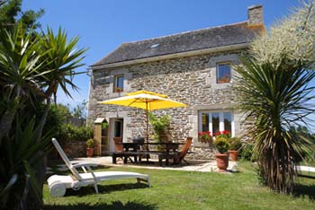 d&eacute;couvrez nos conseils et astuces pour r&eacute;nover votre maison facilement. trouvez des id&eacute;es, des &eacute;tapes cl&eacute;s et des solutions pratiques pour r&eacute;ussir la r&eacute;novation de votre int&eacute;rieur ou ext&eacute;rieur.