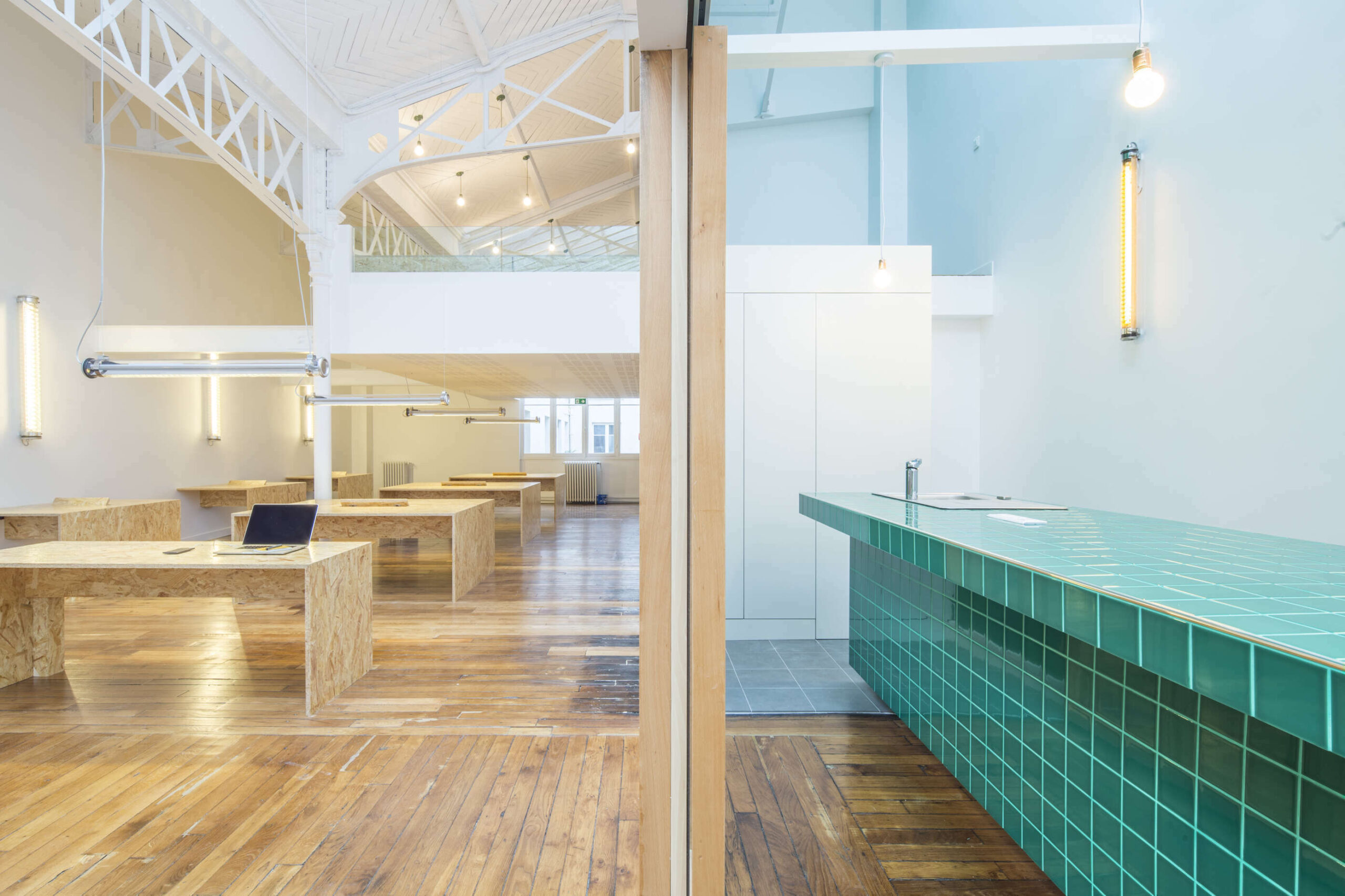 spécialiste des travaux intérieurs à paris 75013 : rénovation, aménagement, peinture, carrelage et plus. bénéficiez d'un accompagnement sur-mesure pour transformer votre intérieur dans le 13ème arrondissement.